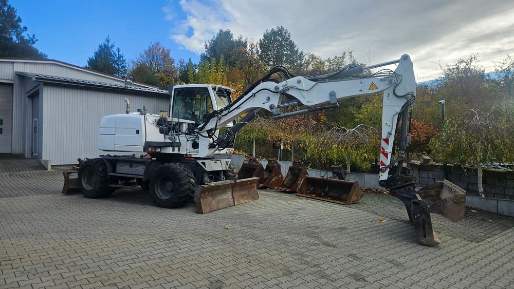 Liebherr A311  pierwszy właściciel, stan top! sprowadzona z Niemiec