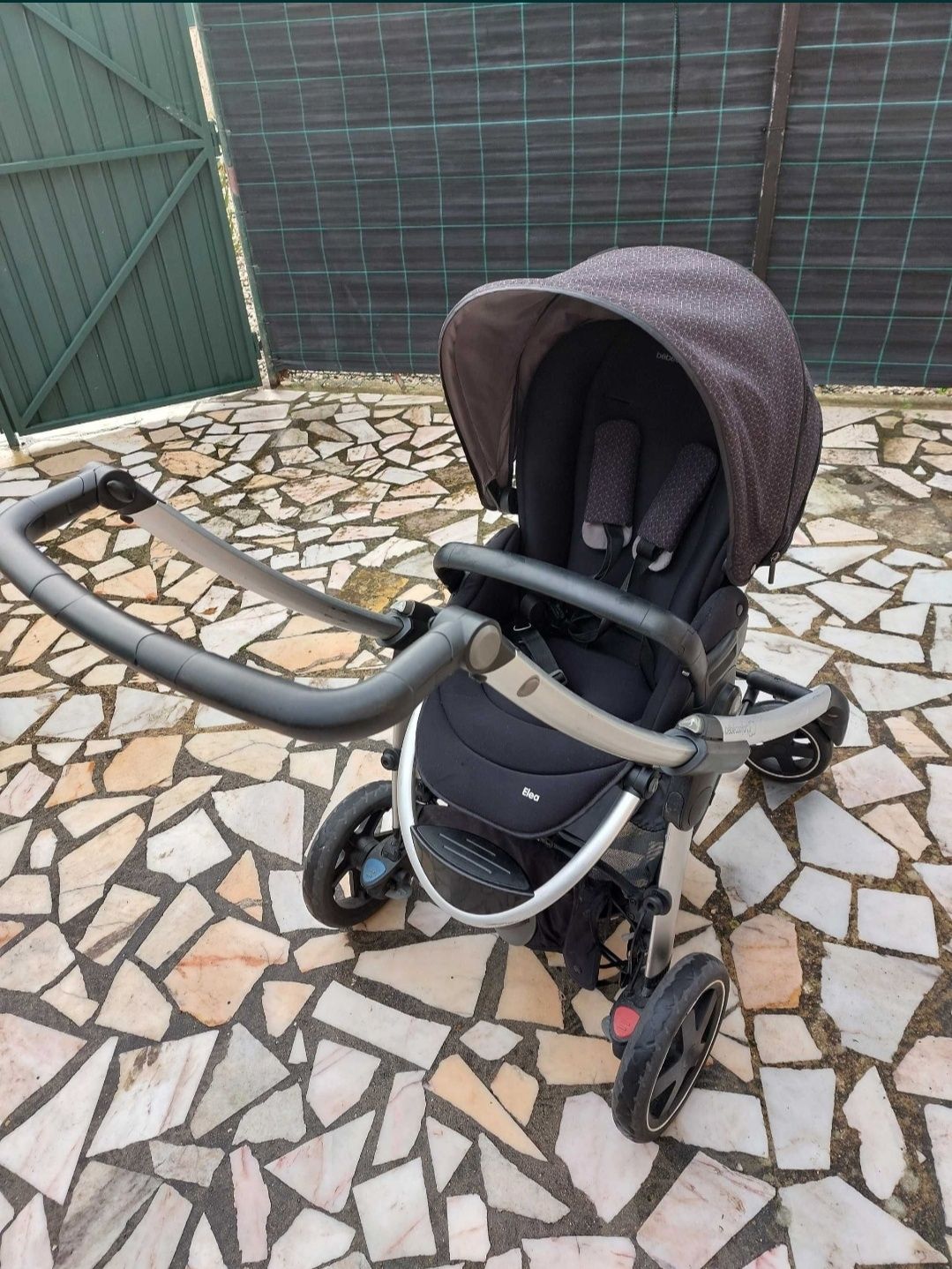 Conjunto Carrinho+ovo Bébéconfort Elea