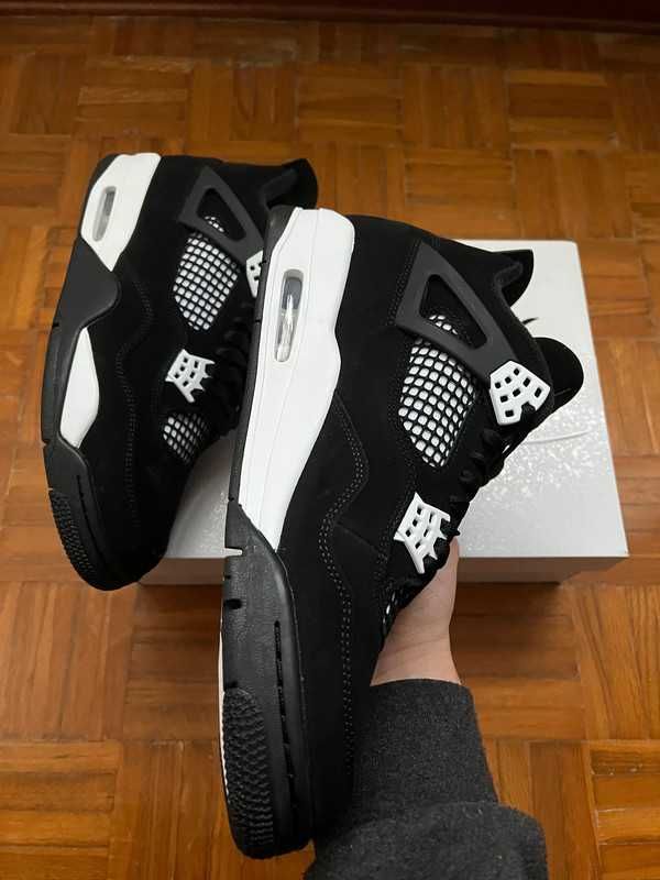 Jordan 4 Retro White Thunder R.40