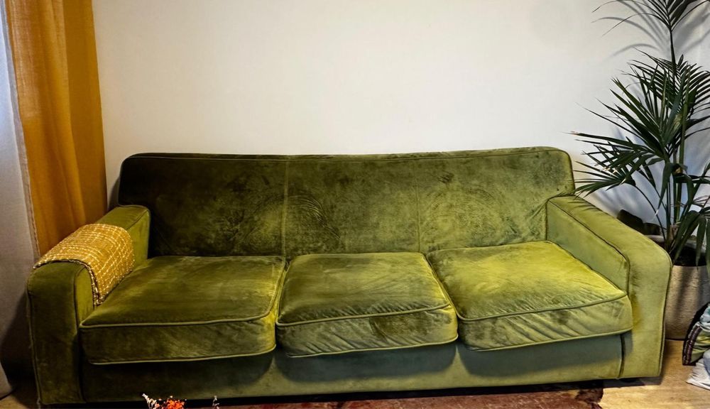 Sofa como novo.
