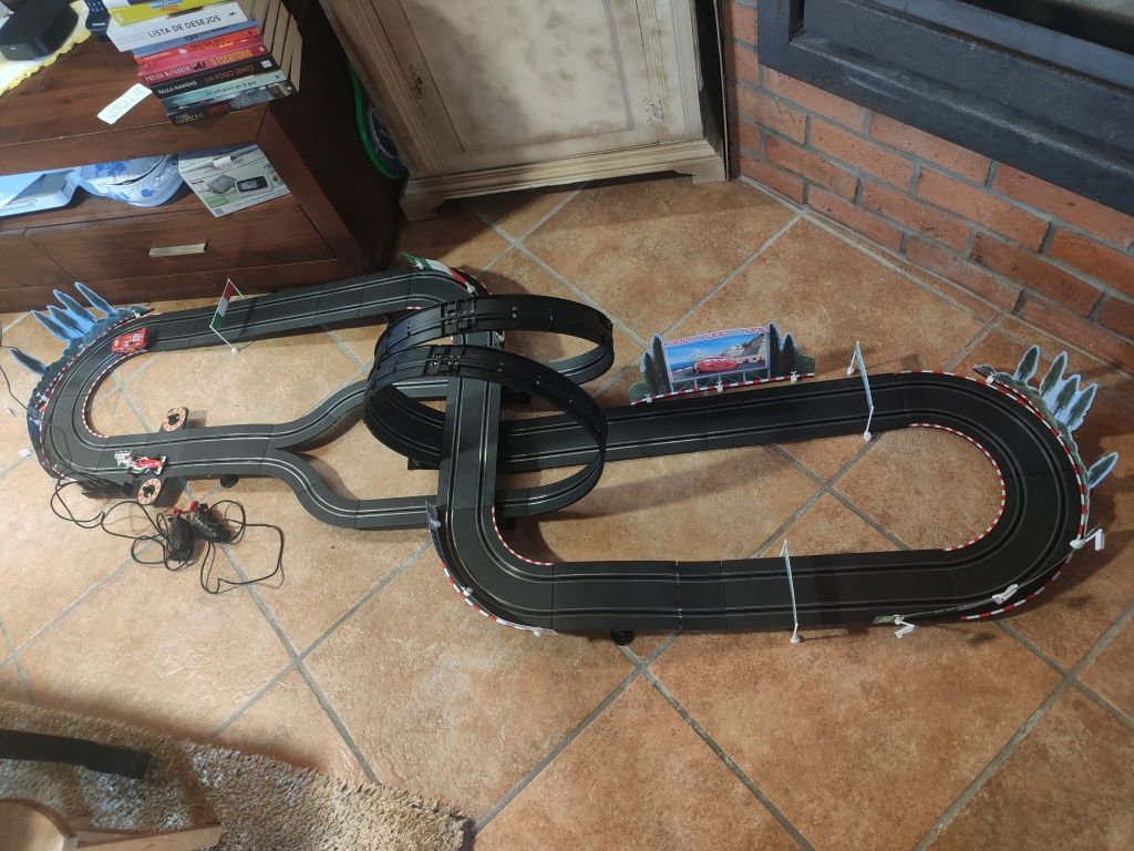 Carros 2 - Carrera Go!!! Pista Porto Corsa