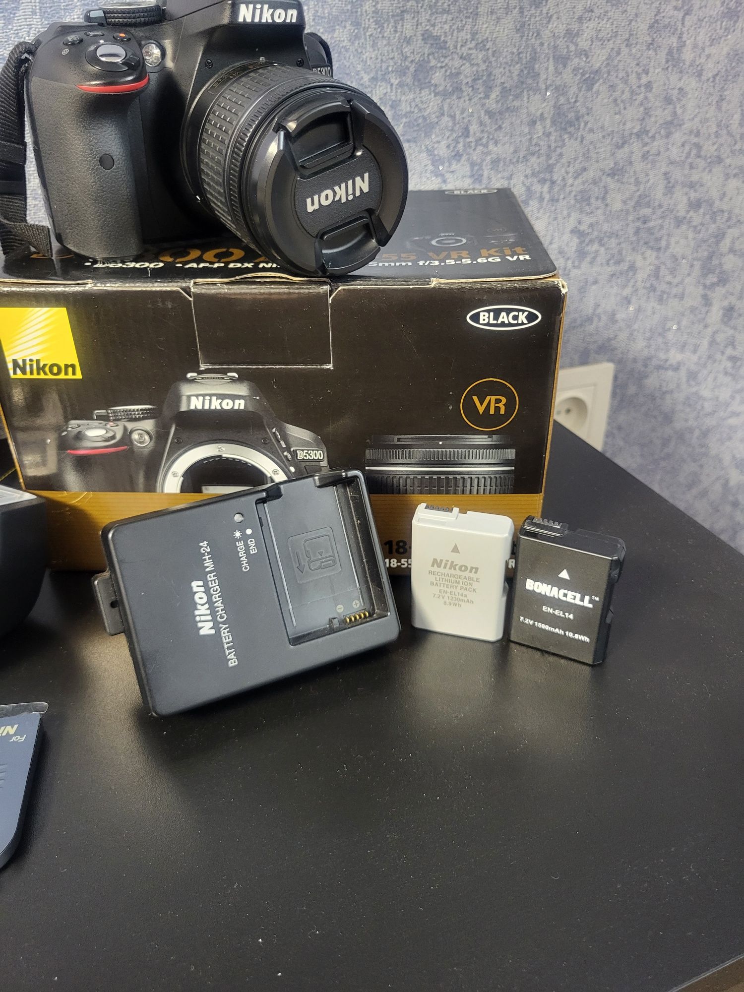 Nikon D5300 Kit 18-55 VR AF-P ( Wi-Fi )+ аксесуари