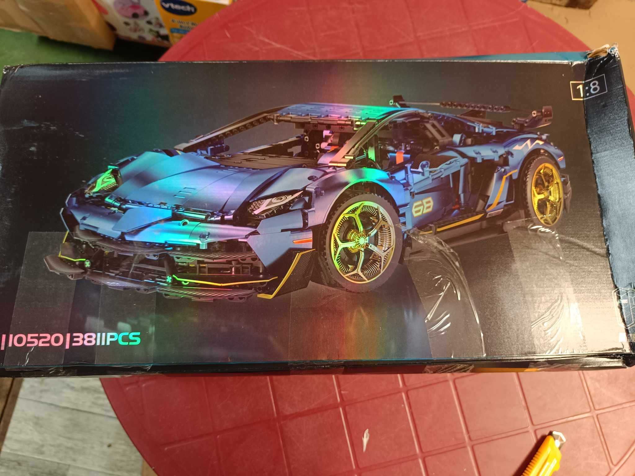 Klocki Technik dla Lambo Aventaduor SVJ 63, zestaw 1:8