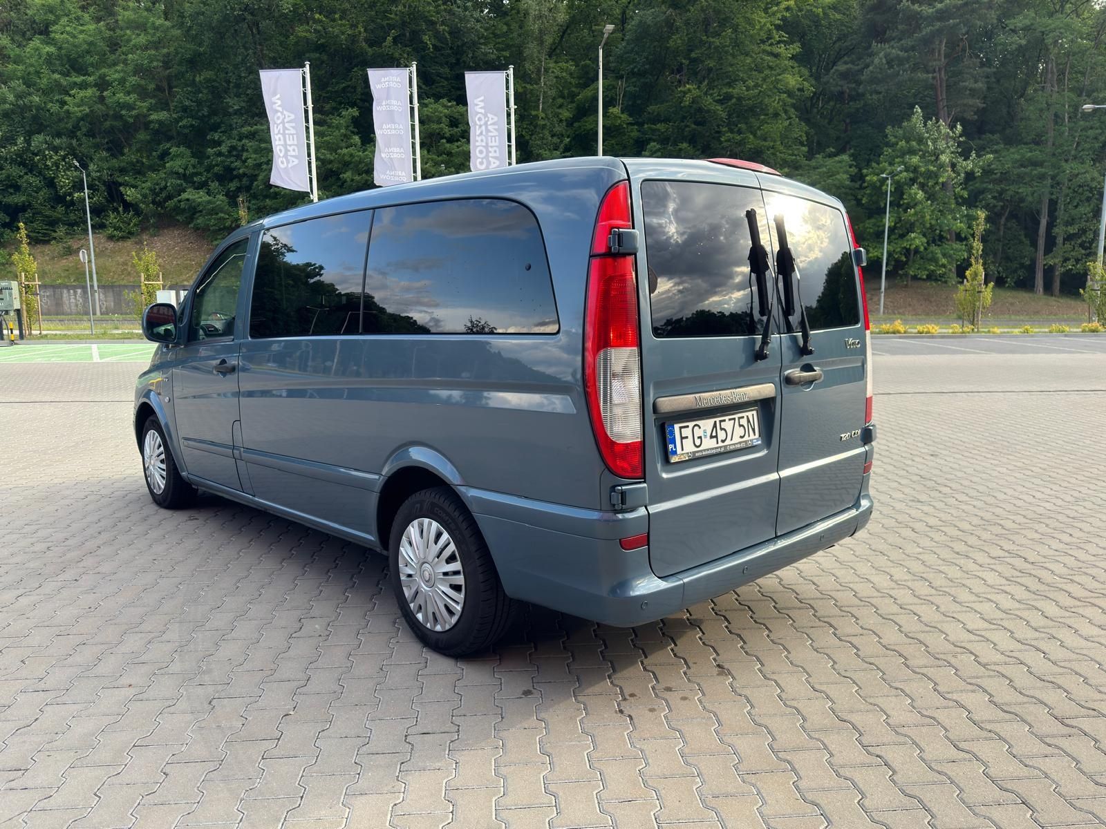 Wynajem busa 9 lub 8 osobowego, bus 9 lub 8 osób, wypożyczalnia busów