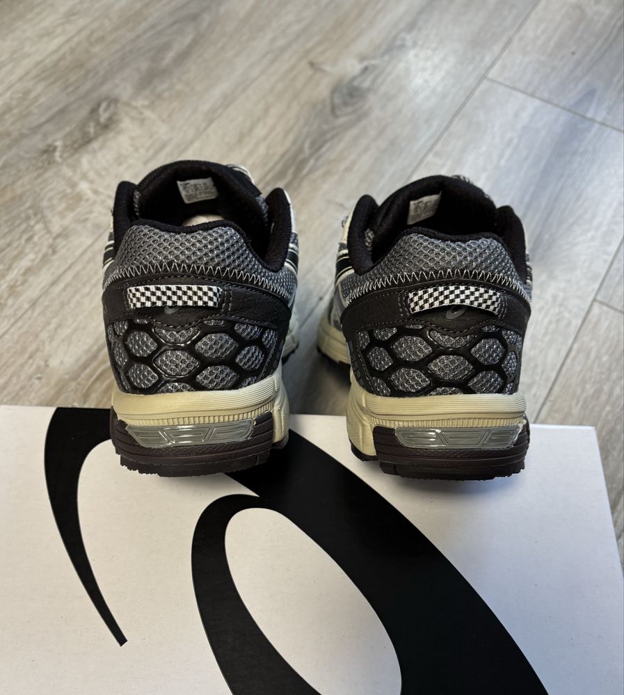 Asics Gel-Kahana 8 SP - 45р.