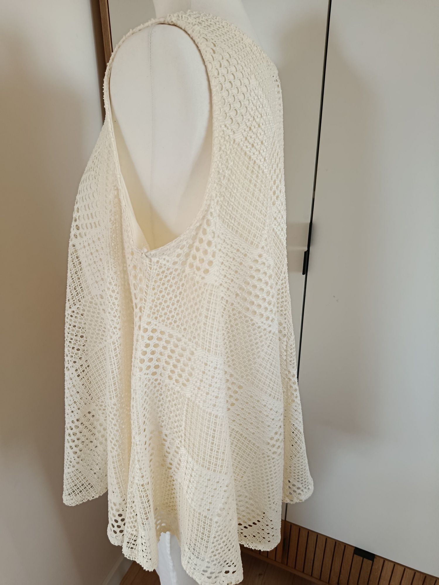 Nowa piękna kremowa bluzka damska na lato plus size rozmiar 48