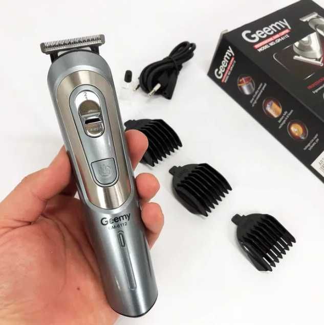 Триммер машинка для стрижки волос сьёмный аккумулятор есть САМОВЫВОЗ