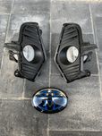 Toyota RAV4 2019 2020 2021 2022 Противотуманка в сборе, эмблема значок