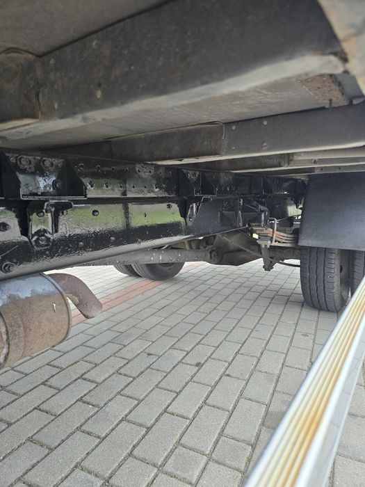 Sprzedam Renault Mascott Kontener + Winda Kat.B 2002r