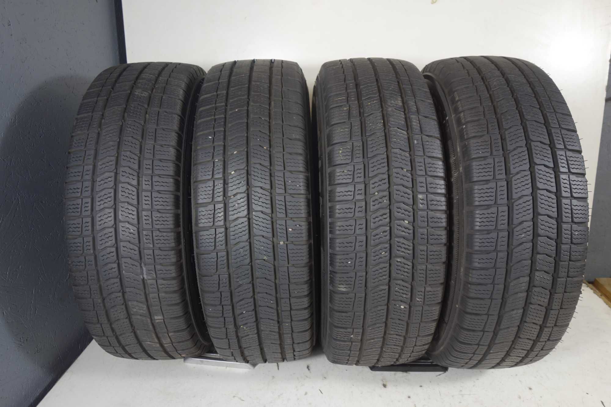Opony zimowe 215/65/16C - GOODRICH Action Winter