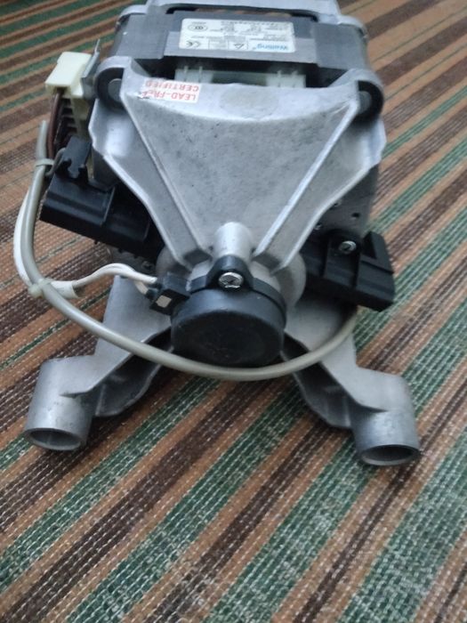 Мотор стиральной машины