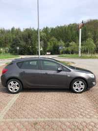 Opel Astra Sprzedam mój prywatny samochód opel astra j 2010r 1,7 cdti
