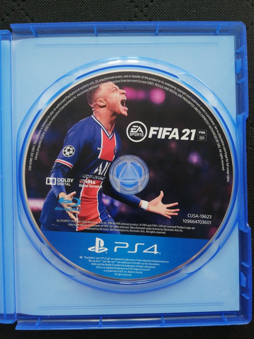 Gra na PlayStation 4 " FIFA 21"