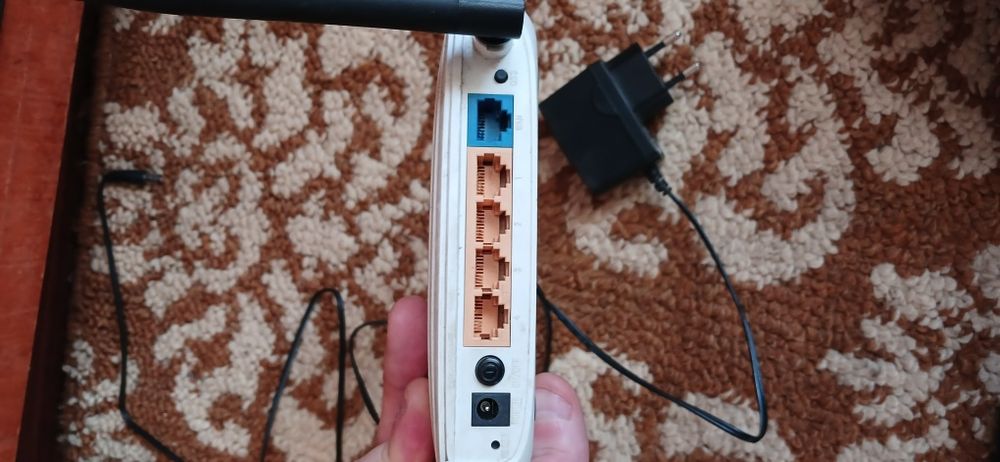 3 ри або 1 Маршрутізатори