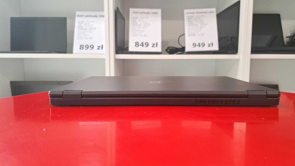 Laptop Fujitsu Lifebook U7310 13" i5-10GEN 16GB/512SSD W11 FullHD FV23