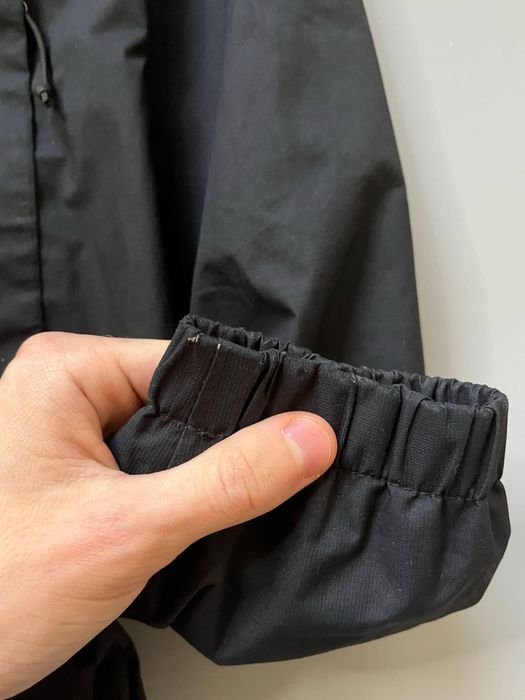 Трекінгова вітровка від The North Face DryVent