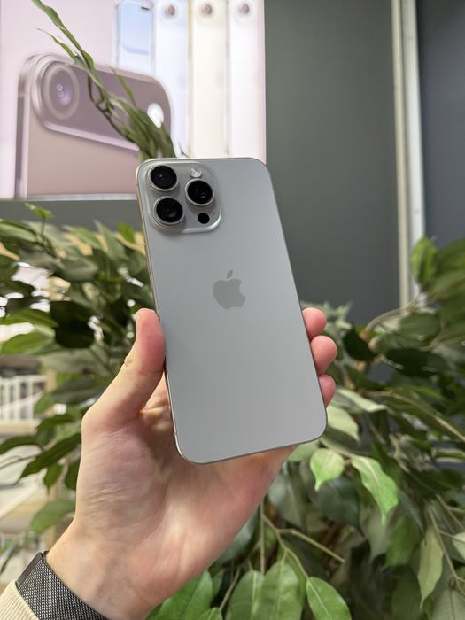 iPhone 15 Pro Max 256GB Natural Titanium