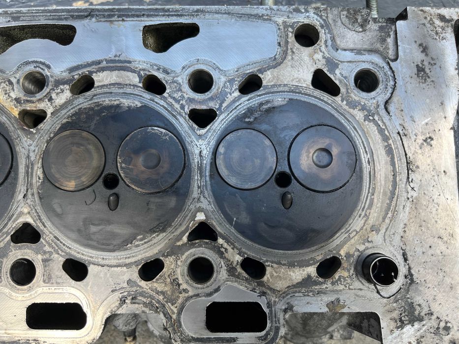 ГБЦ головка блока Peugeot 206 207 307 Ford Fiesta Fusion 1.4 HDI TDCi