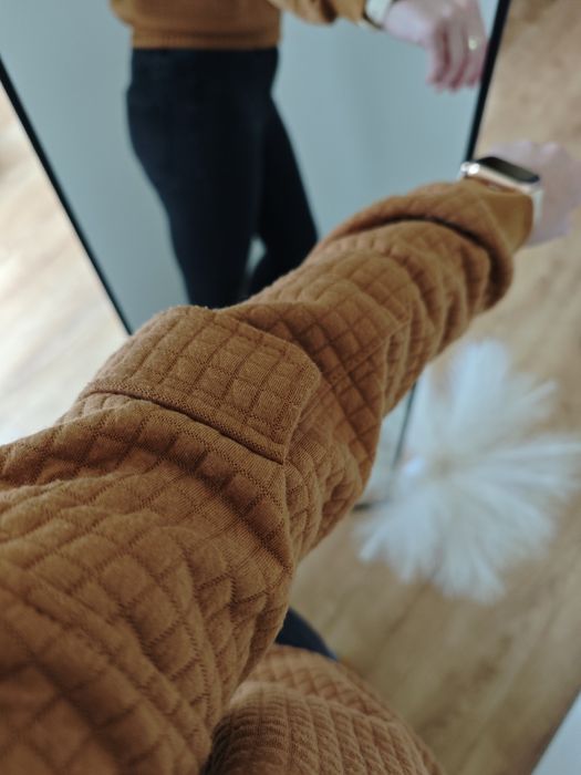 Krótka bluza brązowa z "kieszonkami" na rękawach MOCHY rozmiar S/M