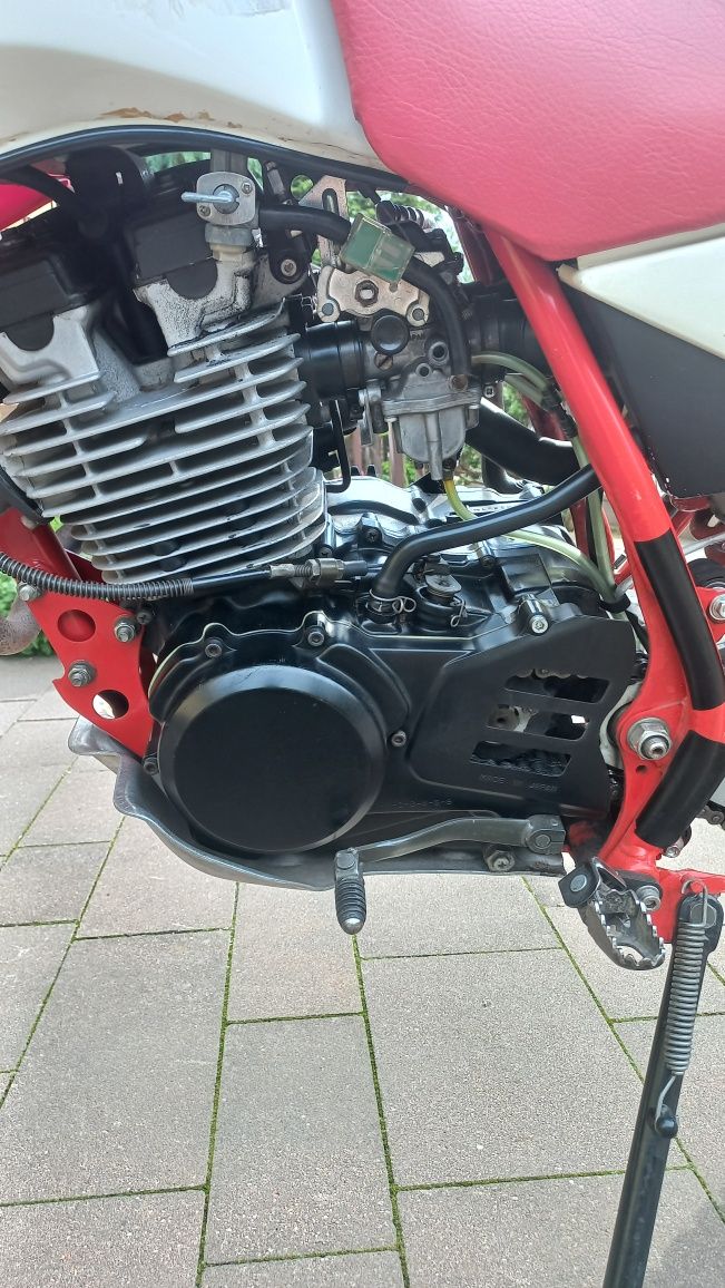 Yamaha XT 350 vintage enduro