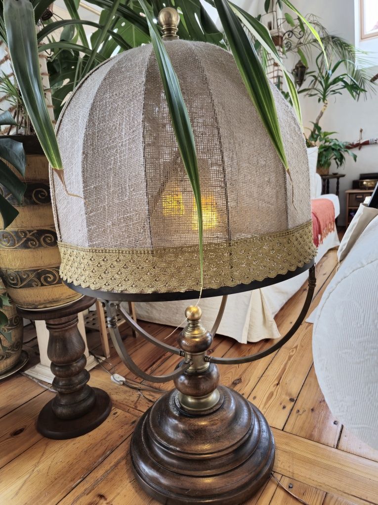 Wielka lampa kolonialna