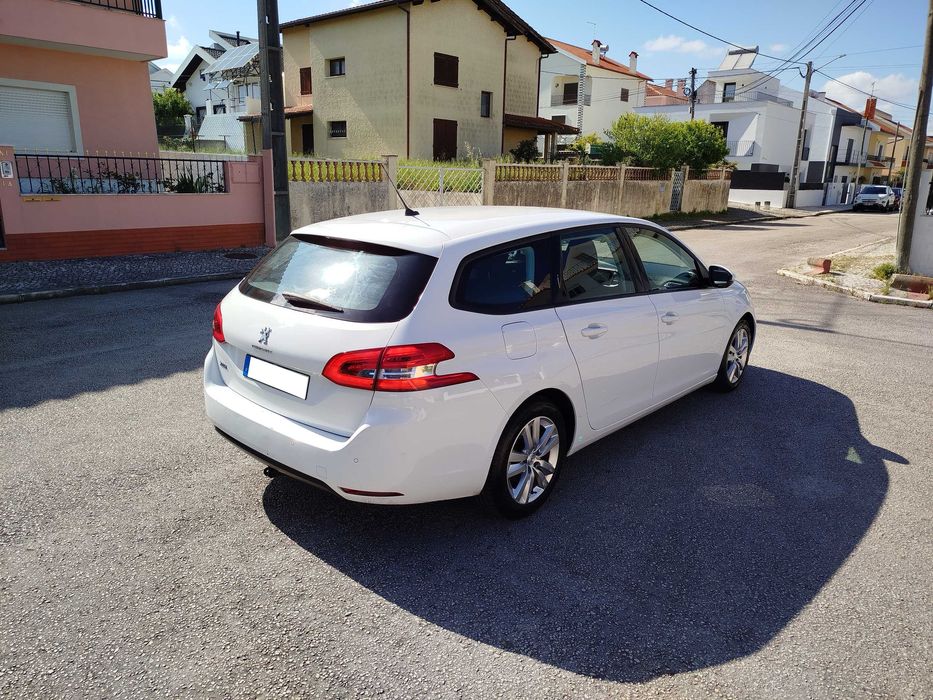 Peugeot 308  SW1.5 HDI.cx6.120cv