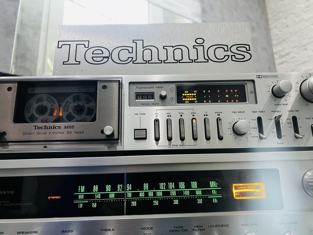 Vintage technics M65