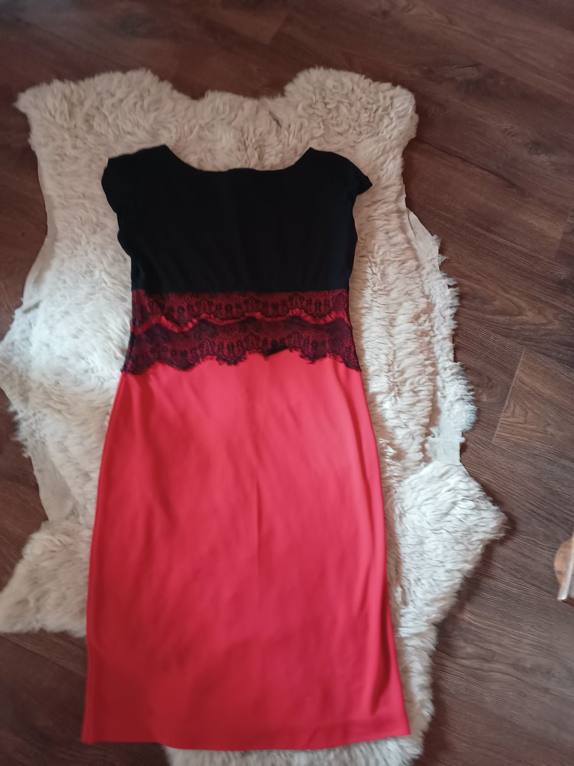 Sukienka Eidos Fashion 38/40