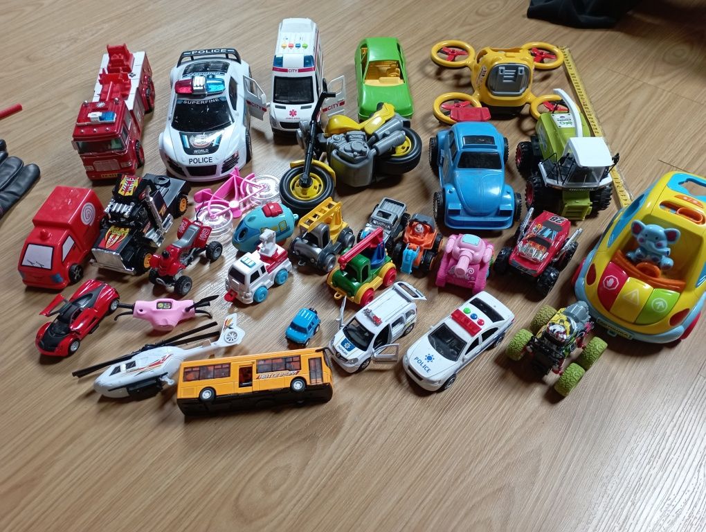Машинка игрушка іграшки  (цена за все на фото)
