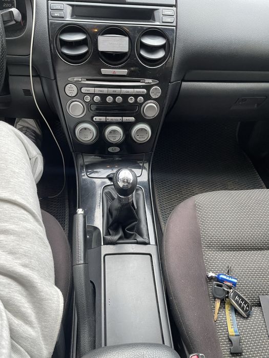 Панель ручки кпп, прикурювач, центральна консоль мазда 6