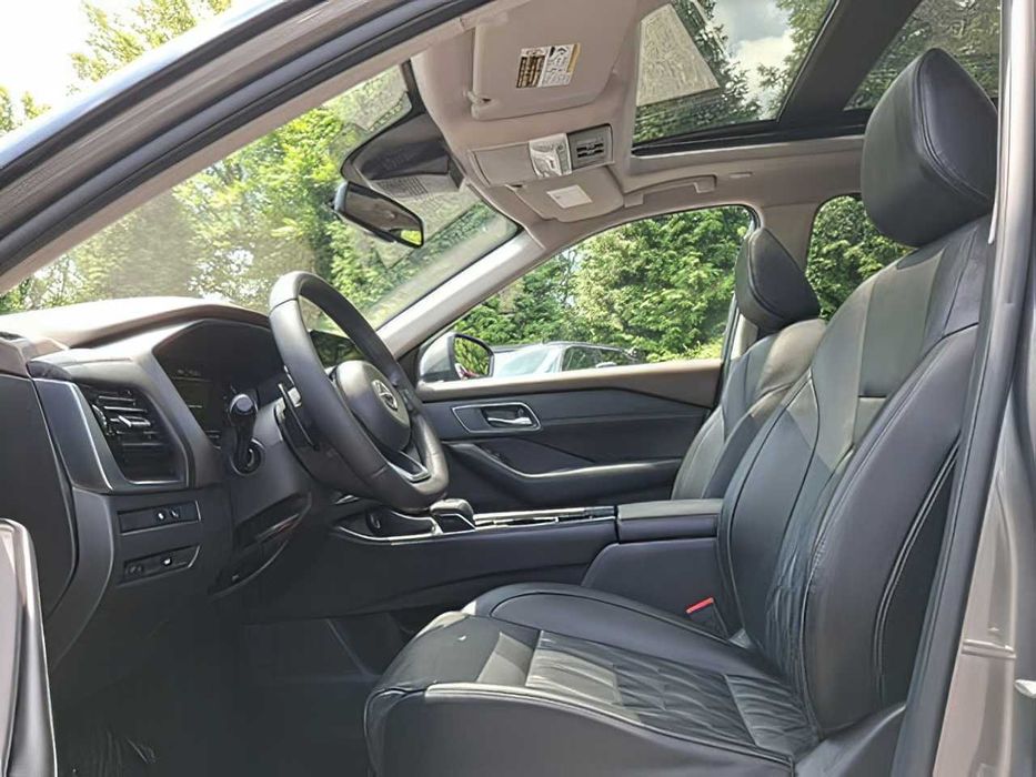 Nissan Rogue      2022