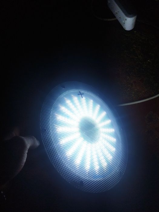 Продам лампу лед