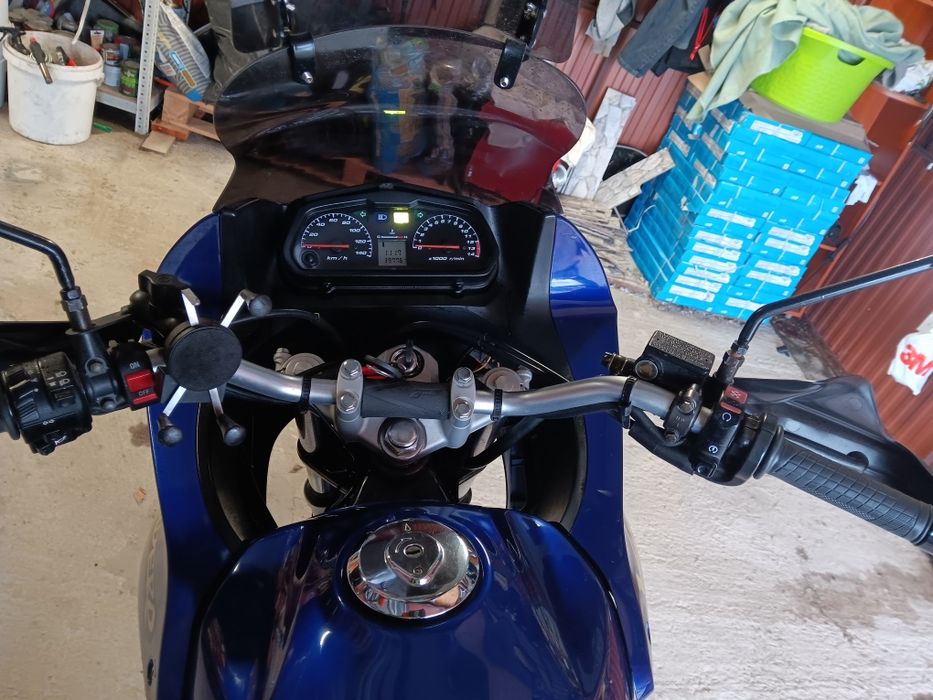 Honda Varadero 125 Ducati Jedyna Taka.Kolor Niebieski Metalik