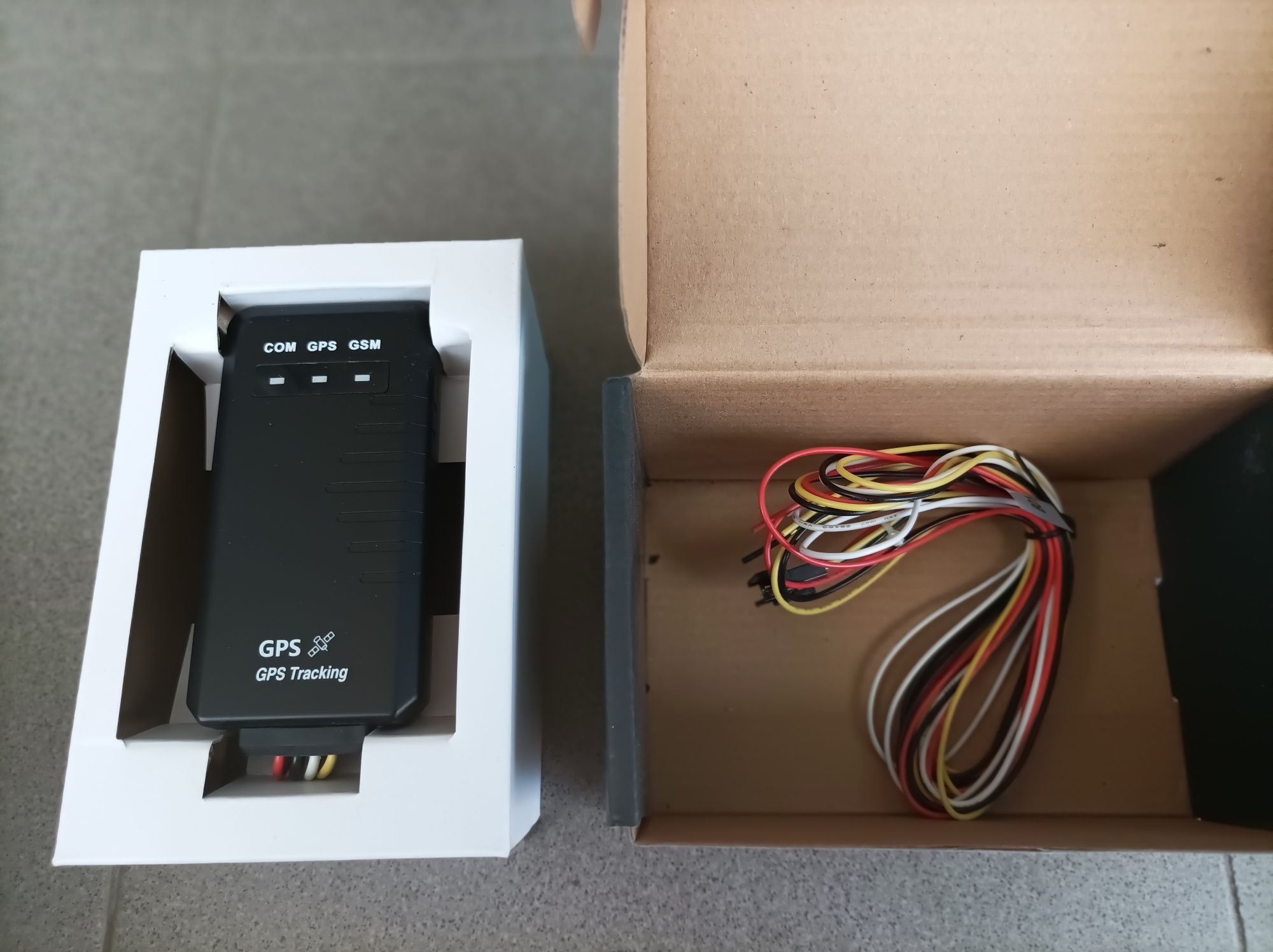 Продаю GPS трекер TK - B04