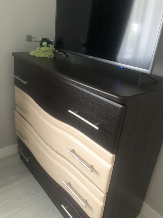 Продам комод і тумбу