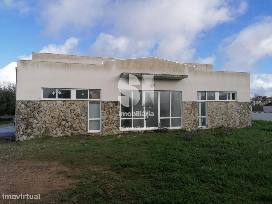 Armazém Industrial - Zambujal