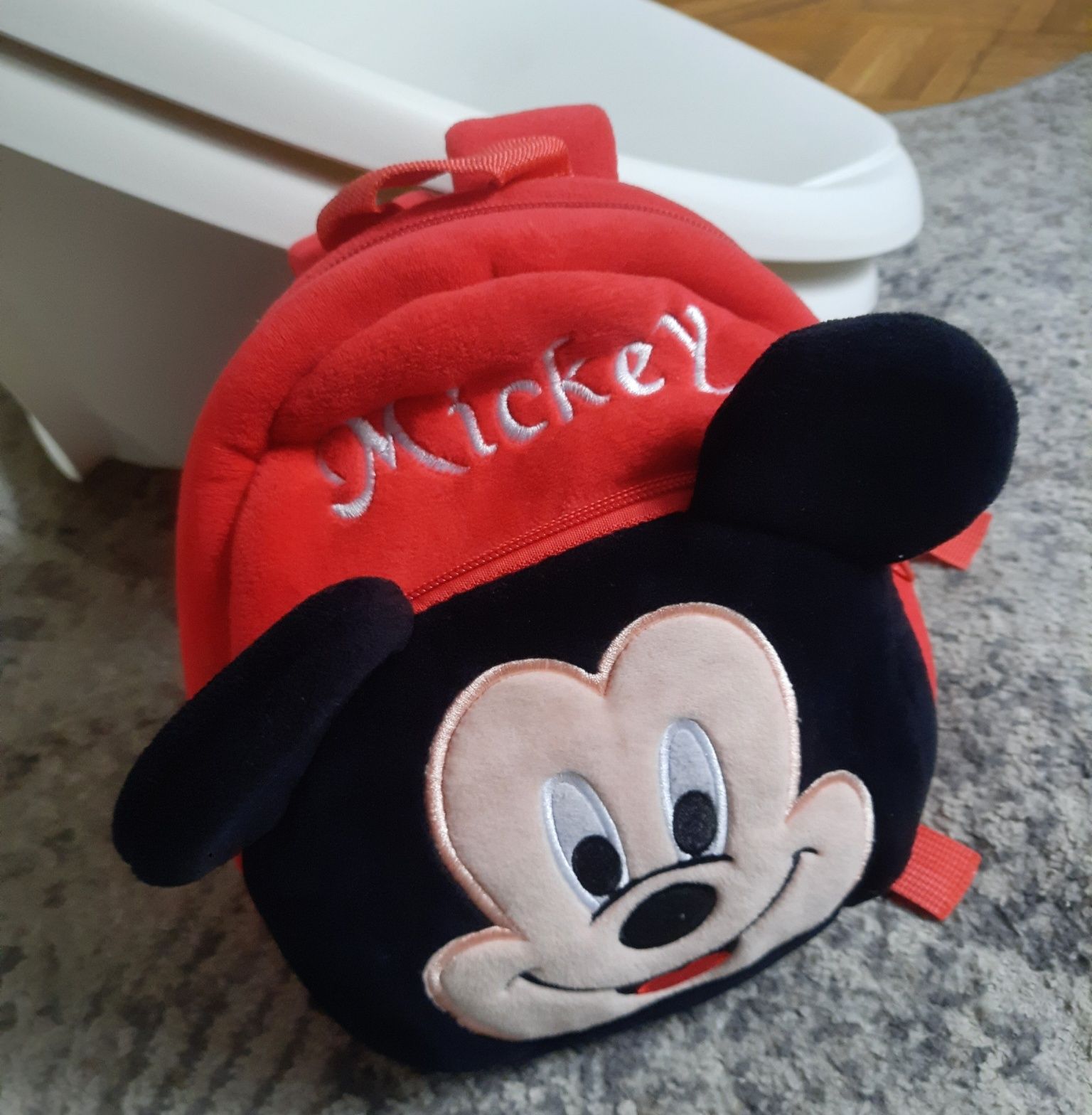 Plecak dziecięcy pluszowy  Mickey Mouse czerwony