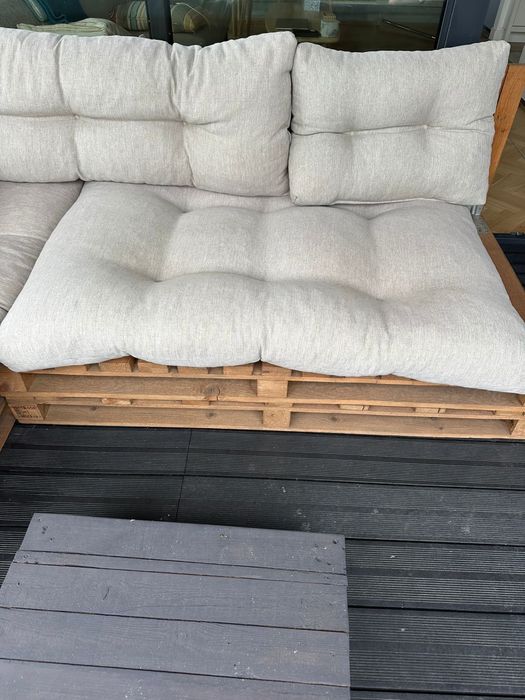 Narożnik kanapa ogrodowa drewniana z poduchami