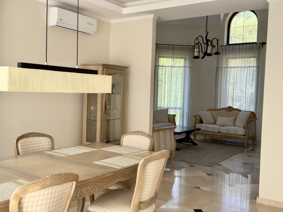 Продаж елітного котеджу 250 м² у Шаянах, Закарпатська обл.