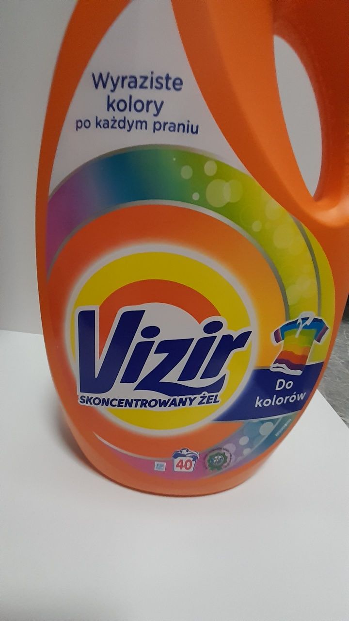 Płyn do prania kolorów Vizir 2,2 l