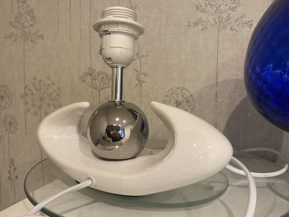 Lampka stołowa porcelanowa GILDE