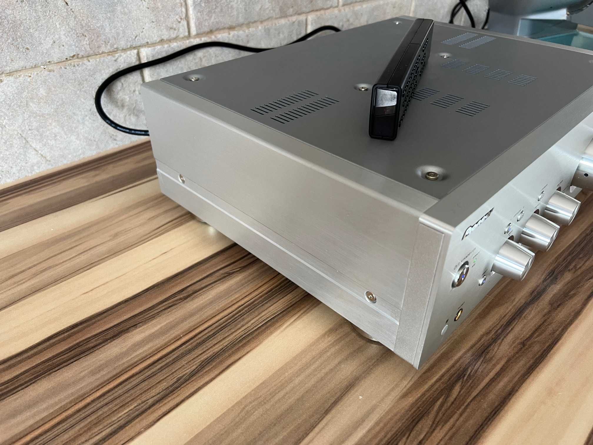 Wzmacniacz PIONEER A-70 DA  Wysoki Model