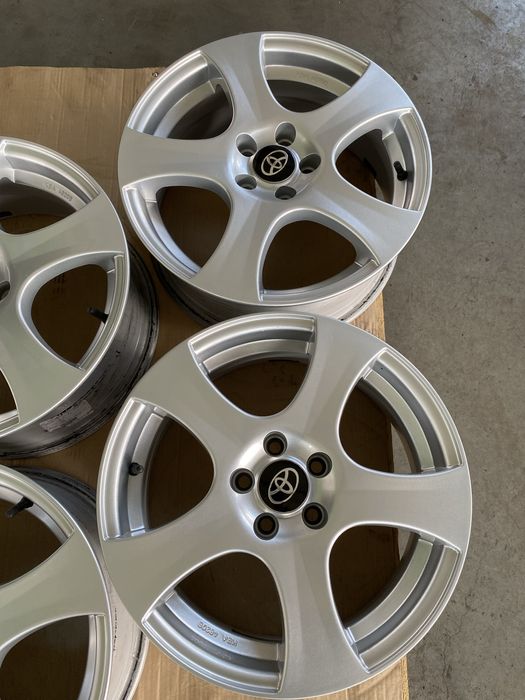 Felgi aluminiowe 16 cali Toyota Yaris IV
