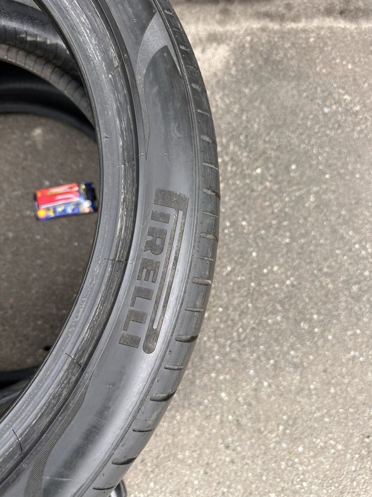 255 40 20 Pirelli P Zero PZ4 AO PNCS