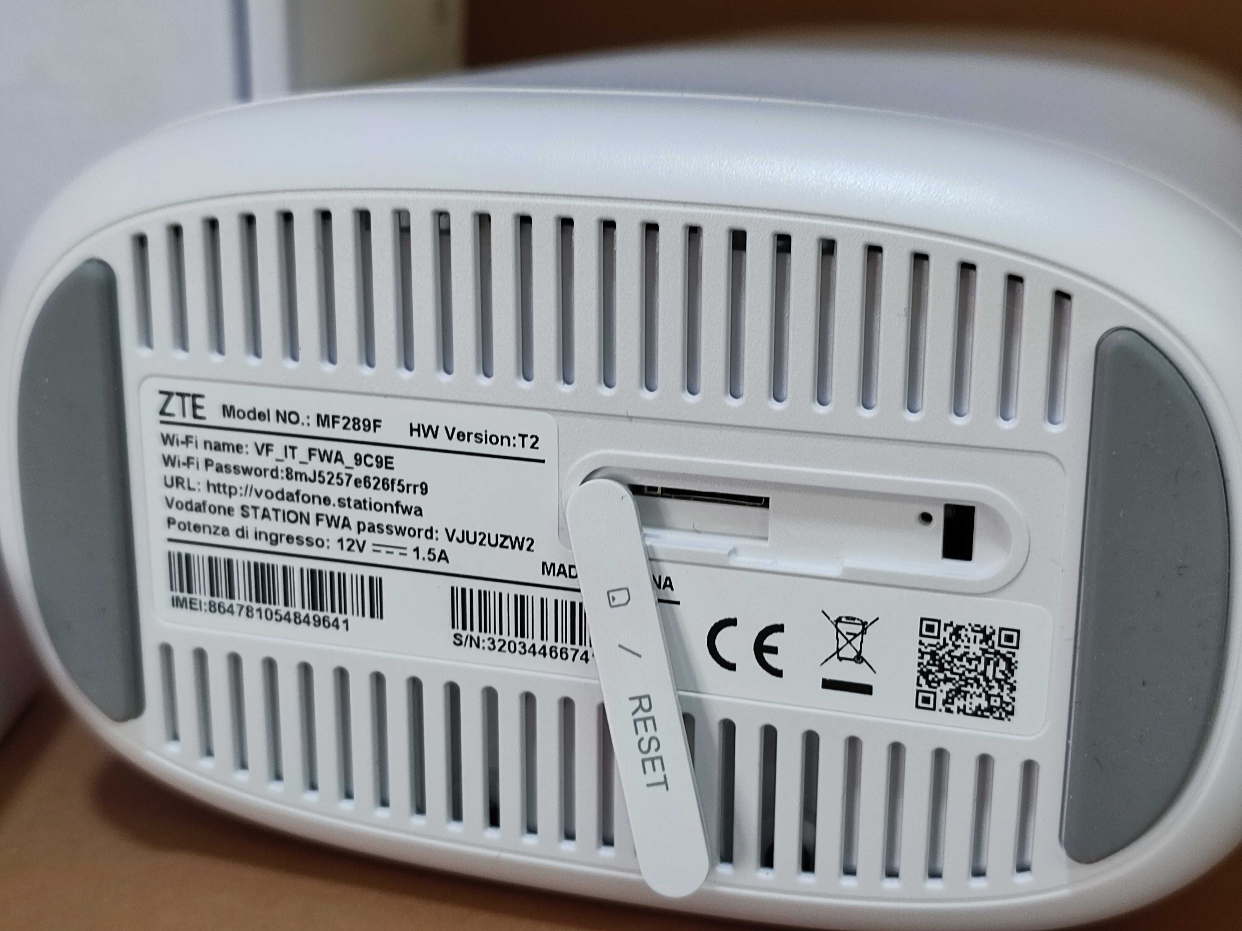 ZTE MF289F 4G+ Lte. CAT.20 Router