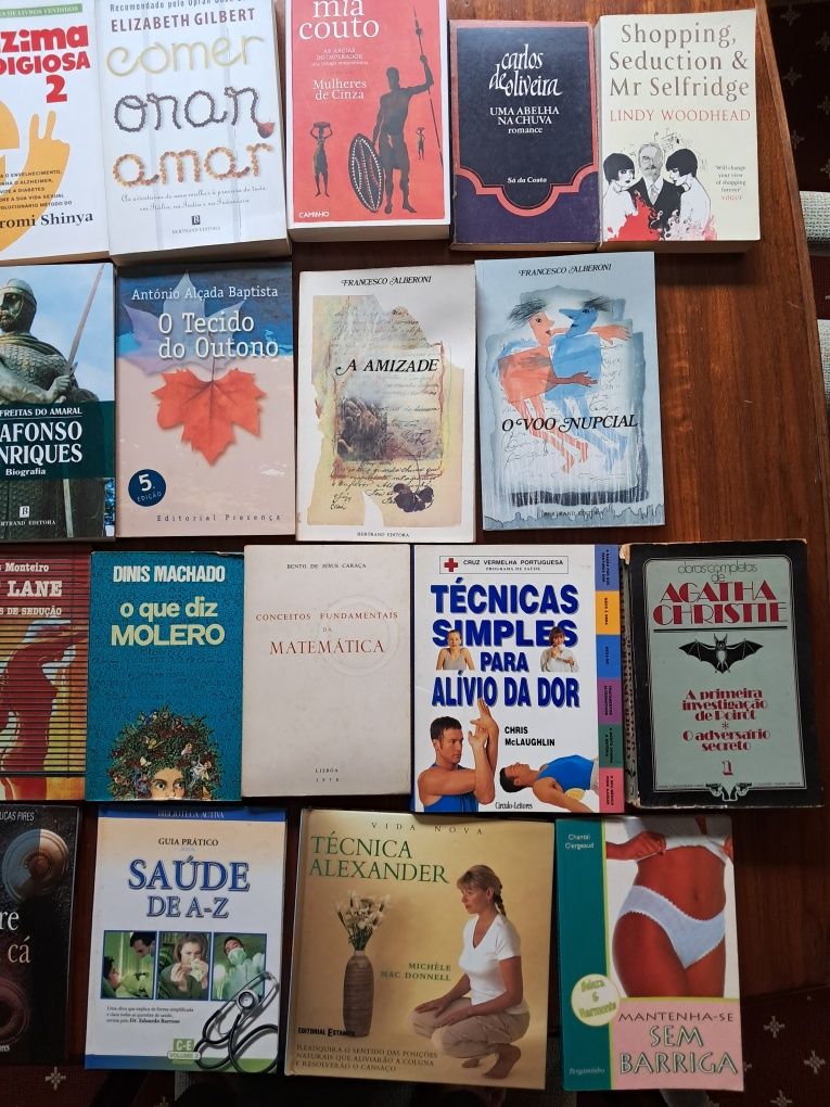 Livros de vários autores