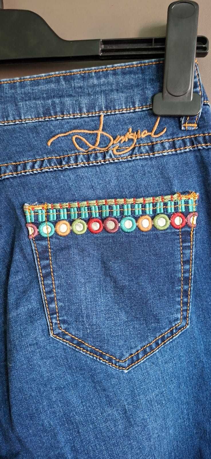 Spodnie 3/4 Desigual-r.26