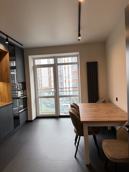 Продам 2х кімнатну квартиру з ремонтом ЖК Липки