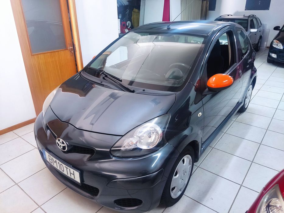 Toyota Aygo ano 2011 só 3950 e