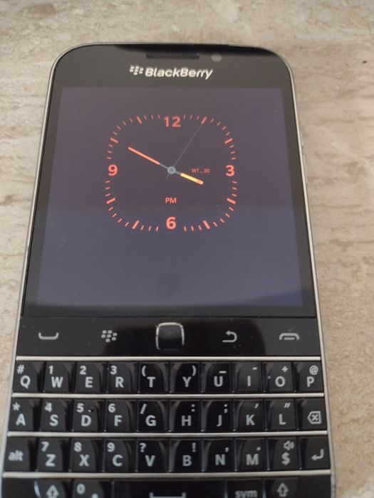 Jak nowy,telefon Blackerry Classic Q20